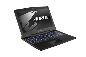 3. AORUS X3 Plus comes standard with a 13.9” QHD+ IGZO 3200 x 1800 display with 170° wide viewing angle.