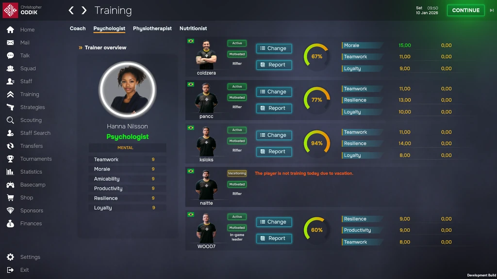 Trainingsmenü mit Psychologin sowie Werten für Moral, Teamwork und Belastbarkeit der Spieler