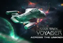 Voyager vor einem farbigen Weltraumhintergrund mit dem Logo von Across the Unknown